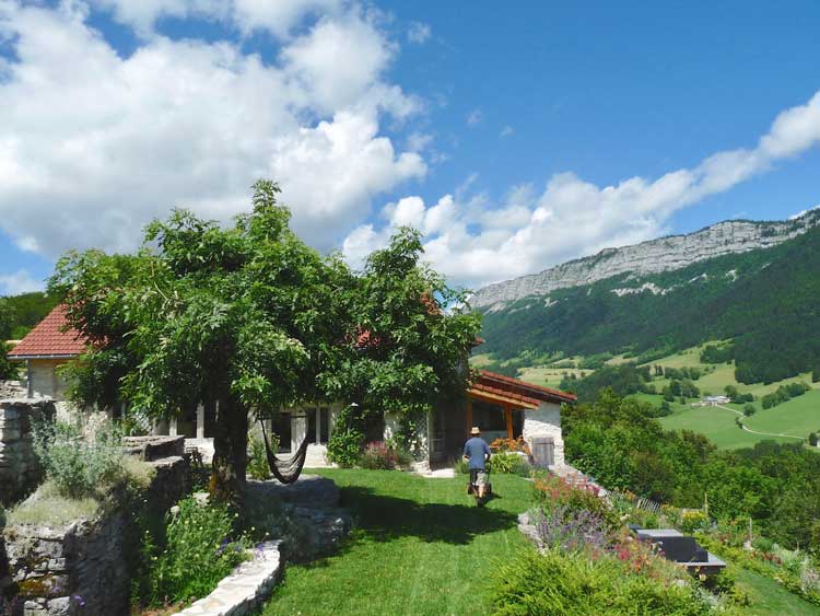 façade Gite vercors la ferme des glénats