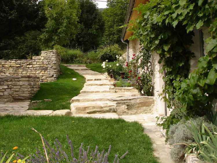 façade Gite vercors la ferme des glénats