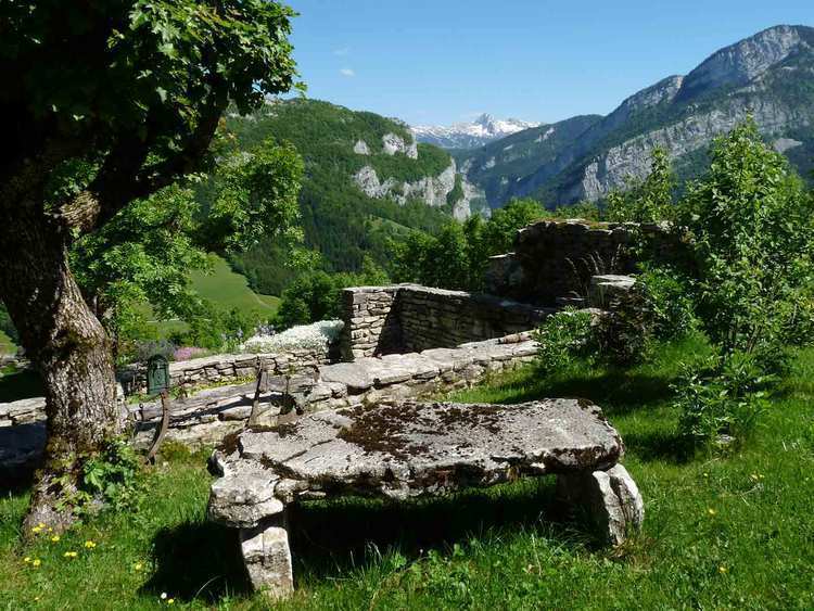 façade Gite vercors la ferme des glénats
