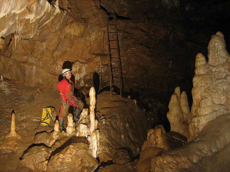 Spéléologie dans le Vercors