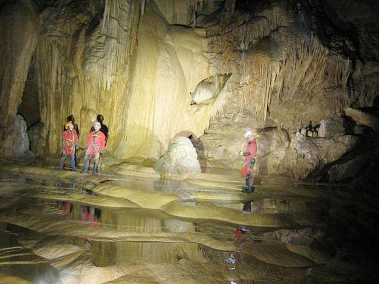 Spéléologie dans le Vercors